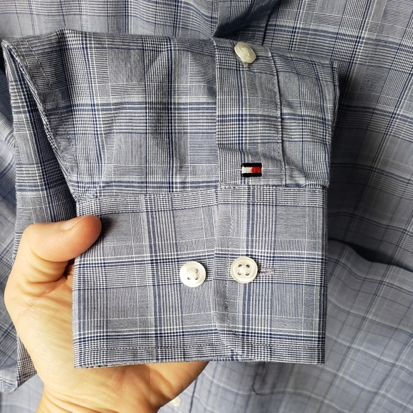 Regular fit button up shirt VGUC - Picture 3 of 4